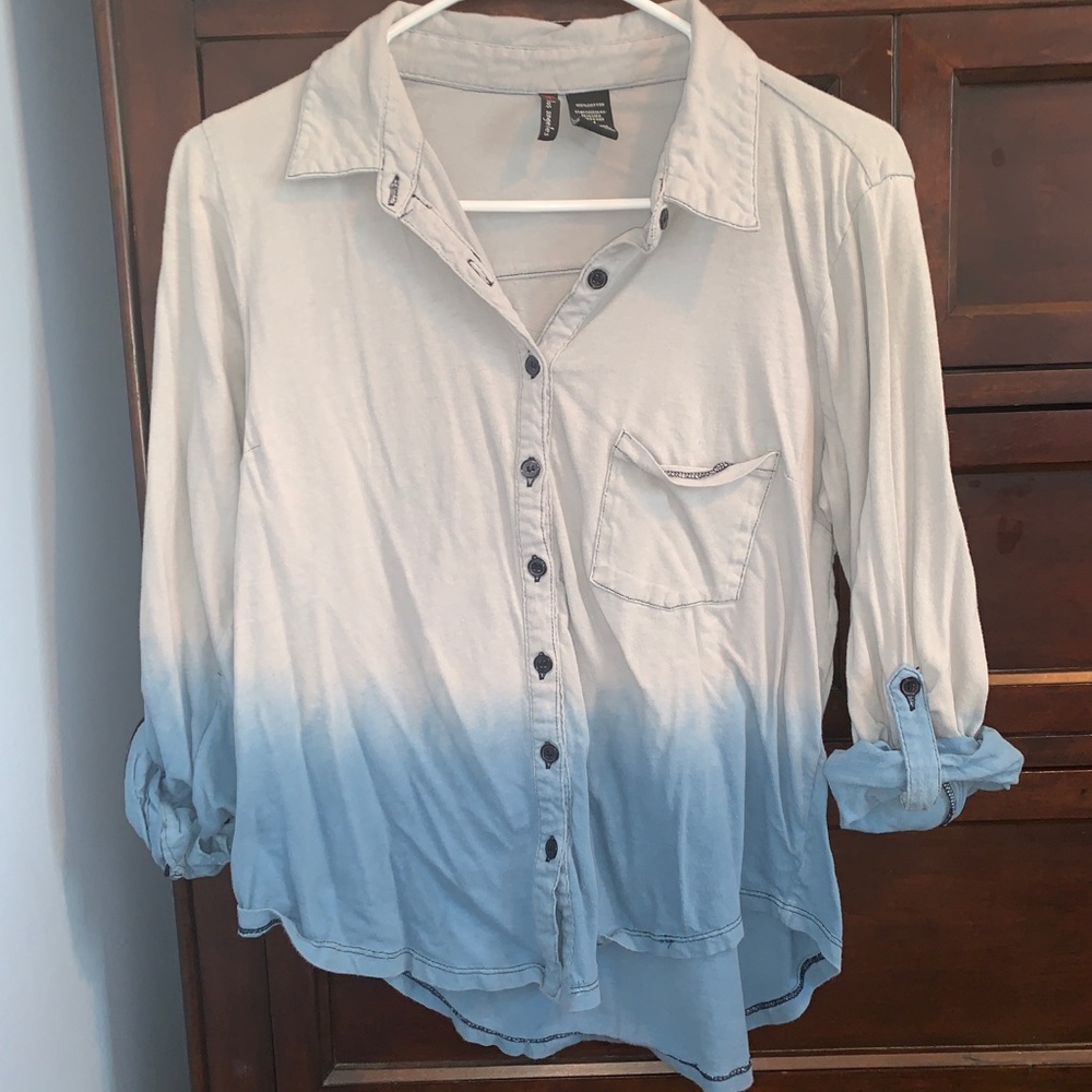 Ombré button up top